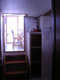 38' Young Brothers Yacht cabin